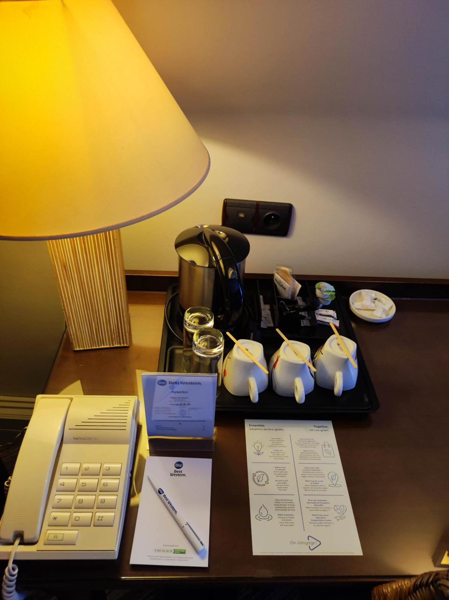 Best Western De Diane Невер Екстериор снимка